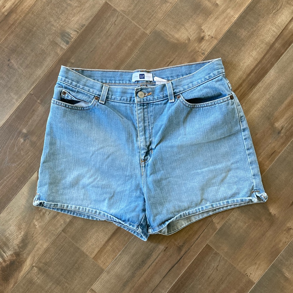 Vintage Gap shorts